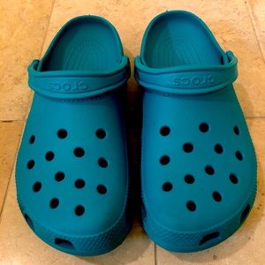 CROCS classic clogs